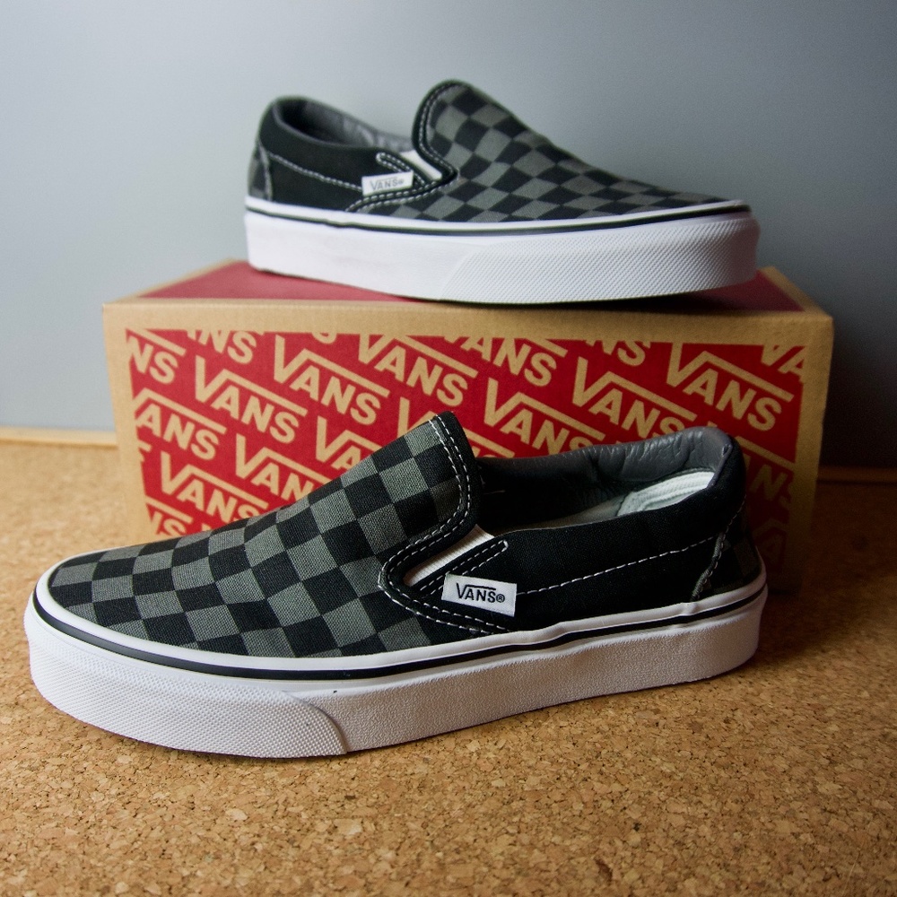 Vans Slip On Checkered Skate Shoe -Black/Gray